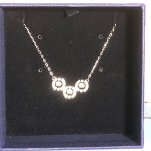NWOT Swarovski Sparkling Dance Trilogy Necklace